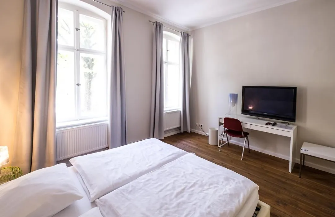 Jaspers Boutique Rooms-1